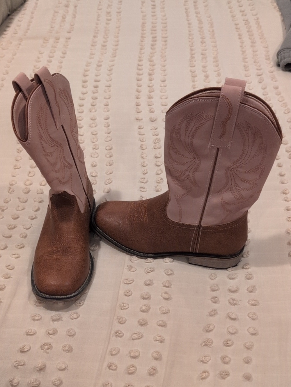 Girl's Two-Tone Western Pull-On Boot - Pink and Brown